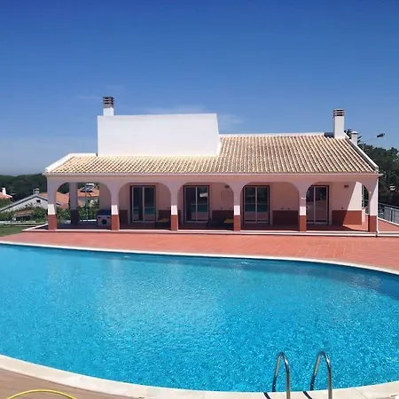 Aldeamento Da Cotovia Holiday home *